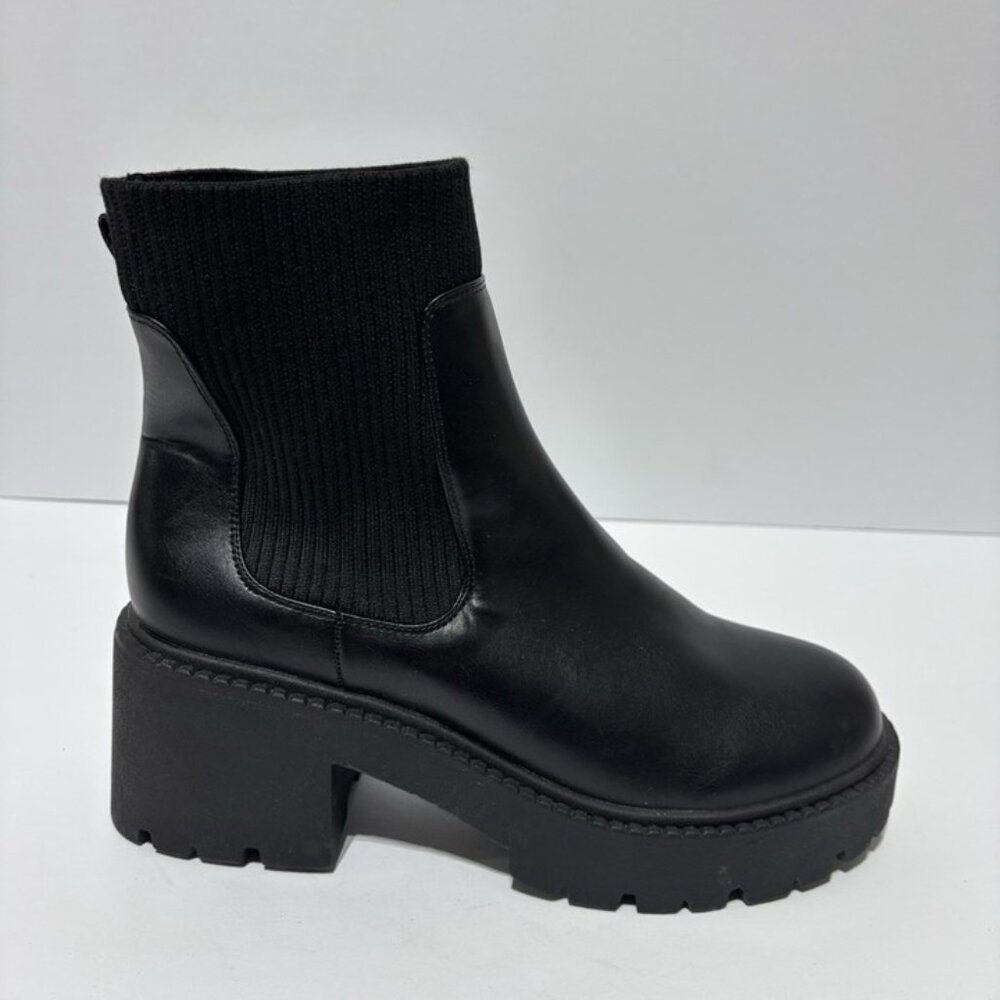 Madden Girl Women’s Thrash Black Chelsea Boots, Size 10 M - Picture 1 of 5